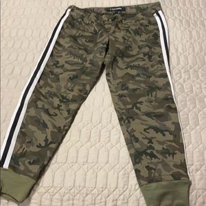 Ashley Mason Cropped Ankle Joggers